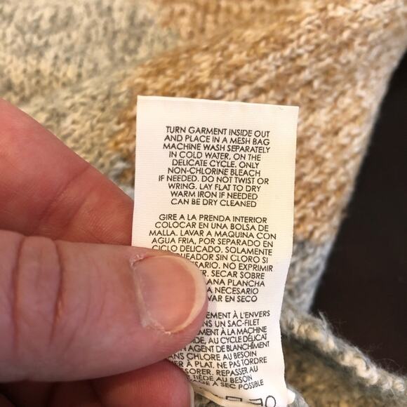 Cabi Tilt tan gray color block v neck snap front cardigan size Small #3886 - Picture 10 of 15